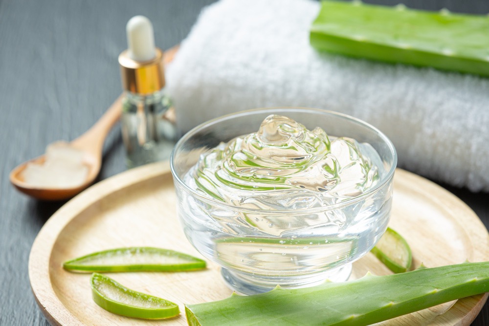 Aloe vera properties for skin: the complete guide to natural healing and protection